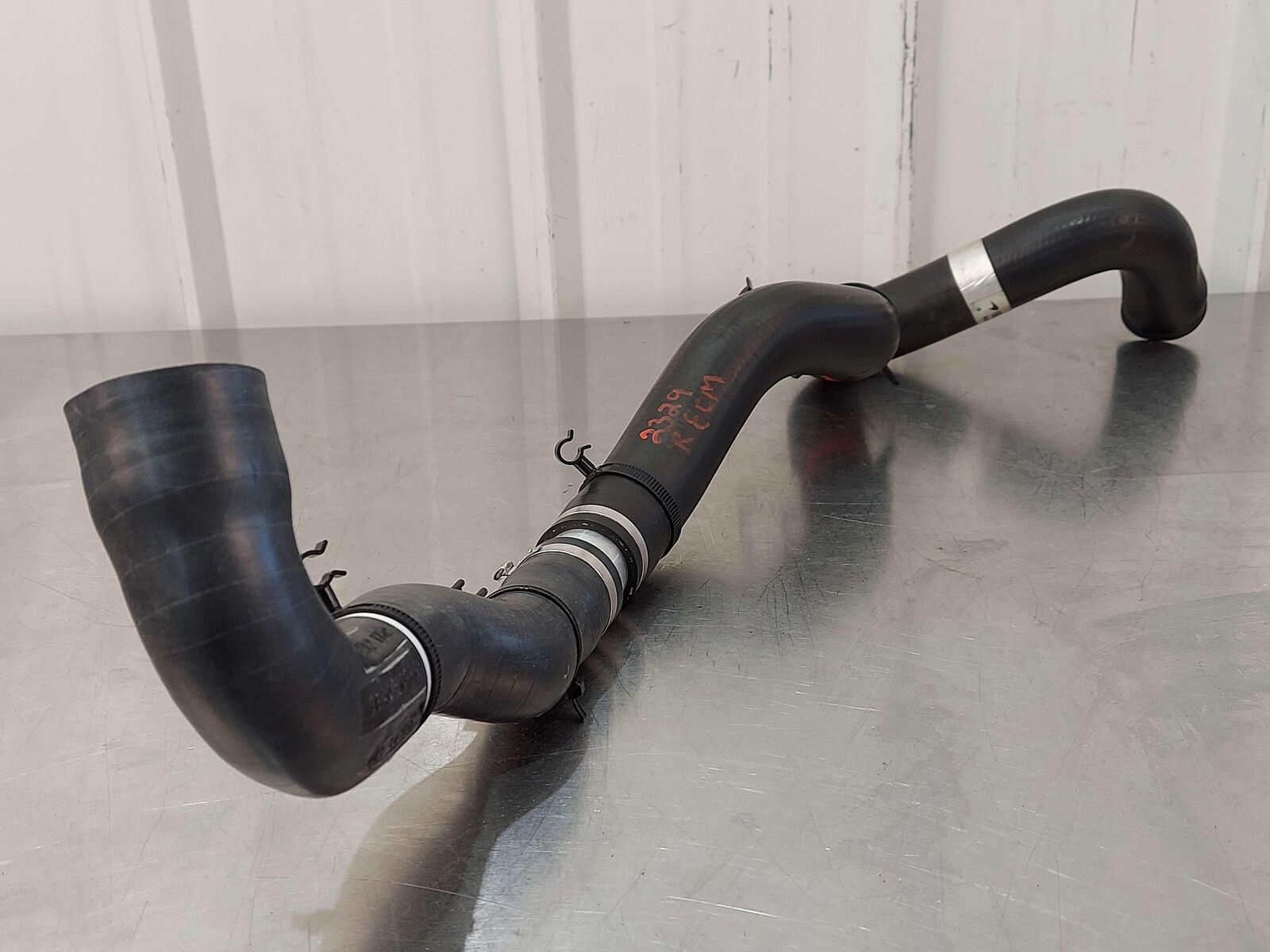 2023 McLaren Artura Hose RH Right Intake Hose 16E203CP 16EA031CP