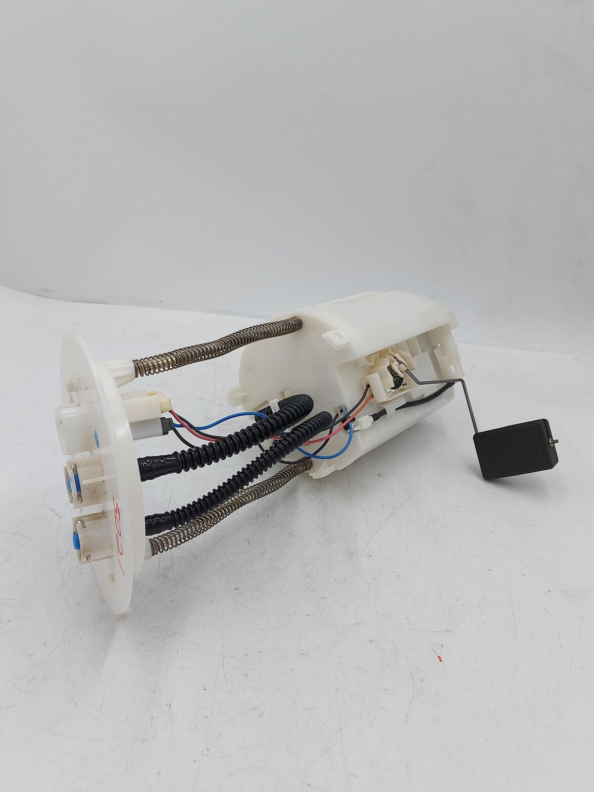 07-09 Toyota FJ Cruiser Fuel Pump 77020-35121