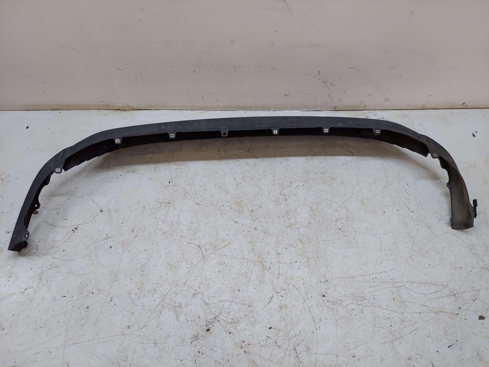 20-23 TOYOTA HIGHLANDER FRONT BUMPER LOWER SECTION BLACK TEXTURED