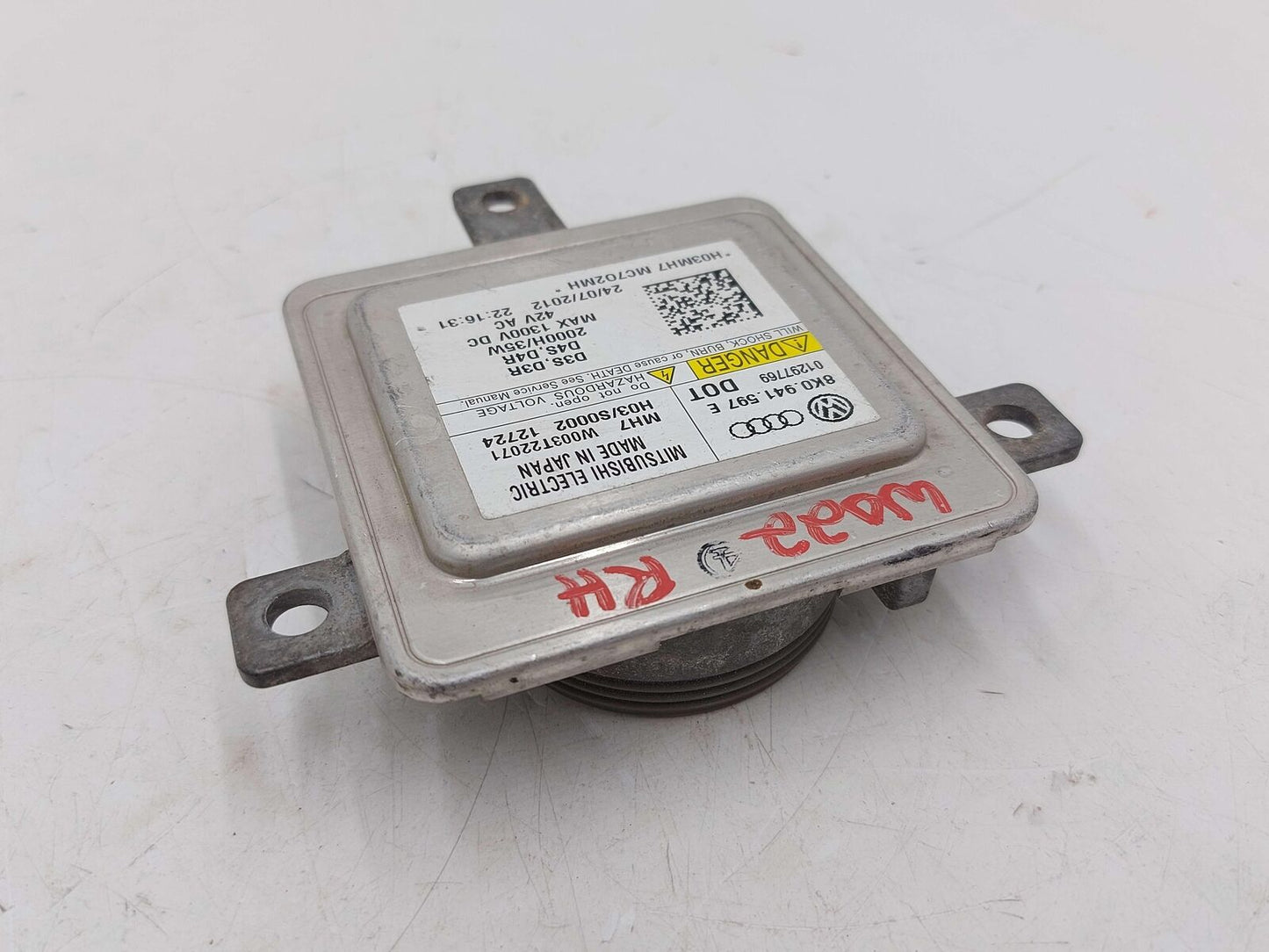 2014 AUDI S4 8k0941597e Xenon Ballast HID Light Control Unit Computer Module