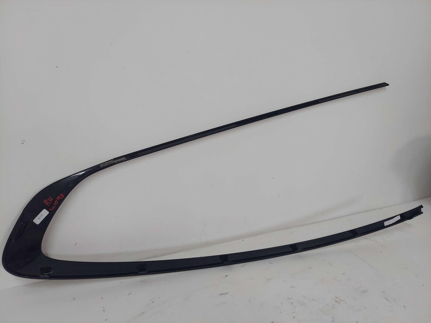 2016 BMW M4 F82 Rear RH Right Window Trim Shadlowline Black 27000862