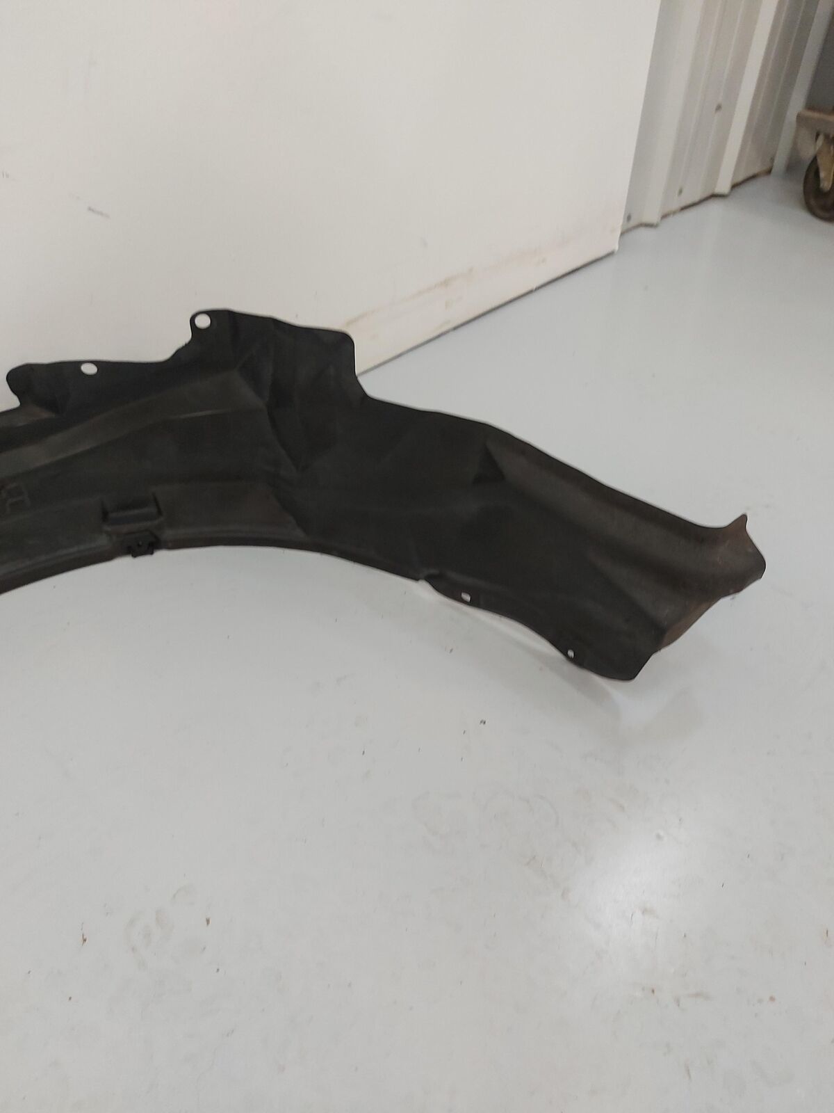 1999 NISSAN SKYLINE R34 GT-T COUPE 2 Door Right Inner Fender Liner 63842aa000