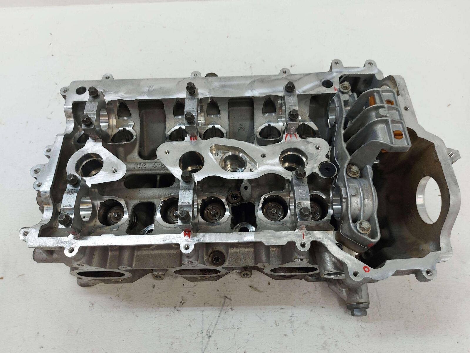 09-13 PORSCHE 911 CARRERA 4S 997.2 3.8L MA1.01 RIGHT ENGINE MOTOR CYLINDER HEAD