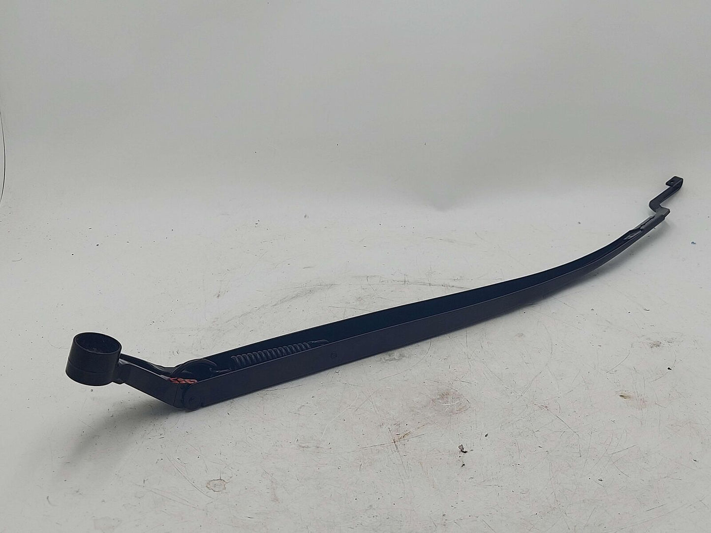 14-19 TOYOTA HIGHLANDER RIGHT WIPER ARM 852110E050