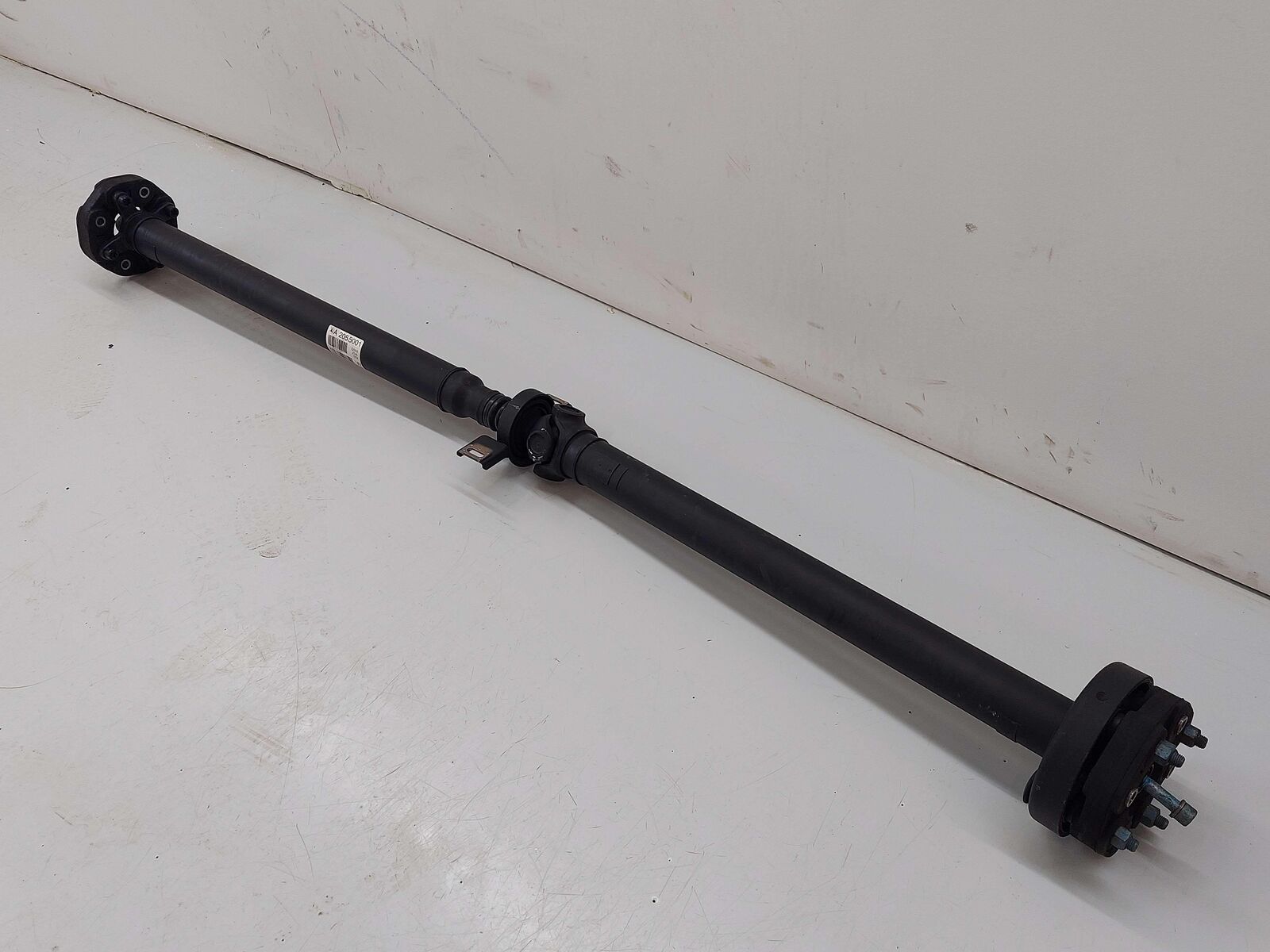 15-18 MERCEDES C63S AMG W205 SEDAN REAR DRIVE SHAFT A2055001