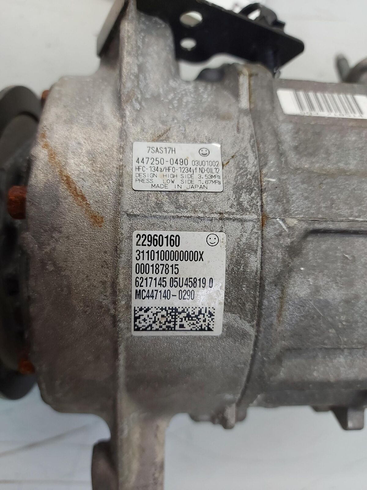 17 18 19 20 CADILLAC XT5 A/c AC Air Compressor 22960160 37K KM'S