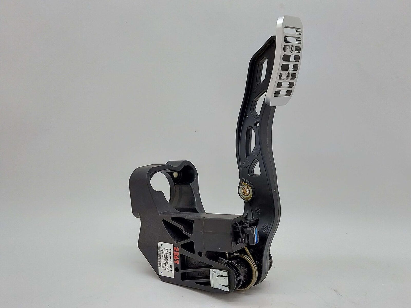 2021 MCLAREN GT BRAKE PEDAL 11CA001CP 01