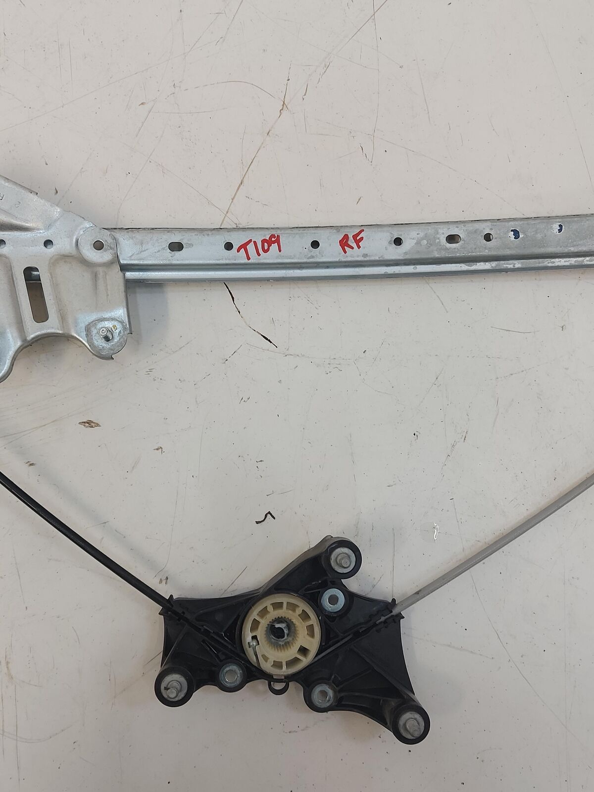 20-22 TOYOTA HIGHLANDER FRONT RH Right Door Regulator