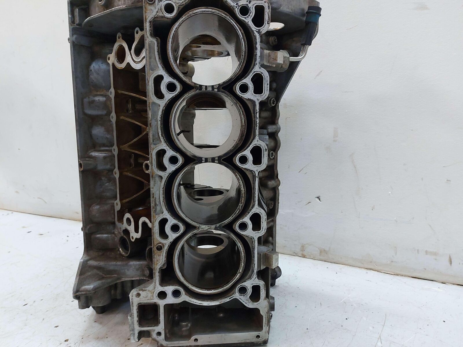 14-19 Jaguar F-Type Supercharged Engine Motor Cylinder Block 5.0L 13101337354