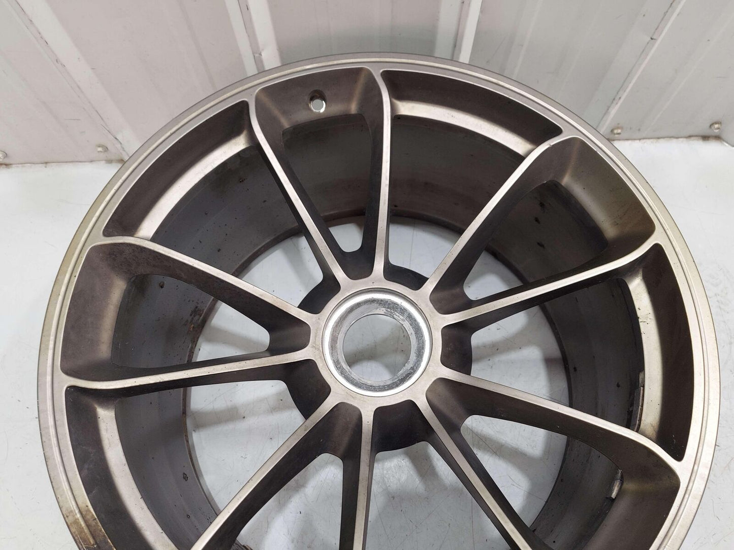 14-16 PORSCHE 911 991 GT3 REAR WHEEL RIM 20X12 10 SPOKE ALLOY *NOTE