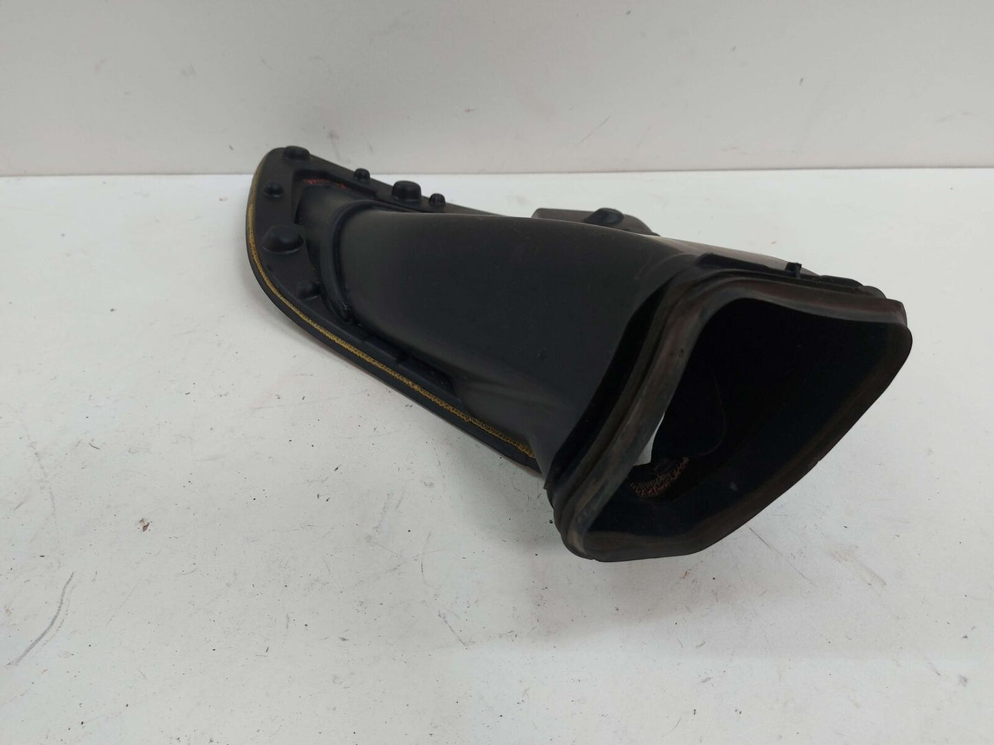 2007 Porsche 911 997 Turbo Rear Right Rh Air Inlet Duct 99757566000