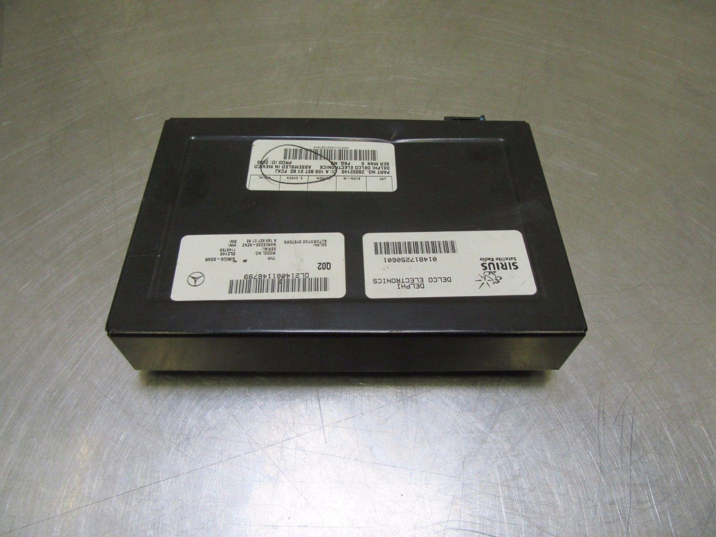 J214 2007 Mercedes GL CLASS RADIO SATELLITE MODULE A1698270162