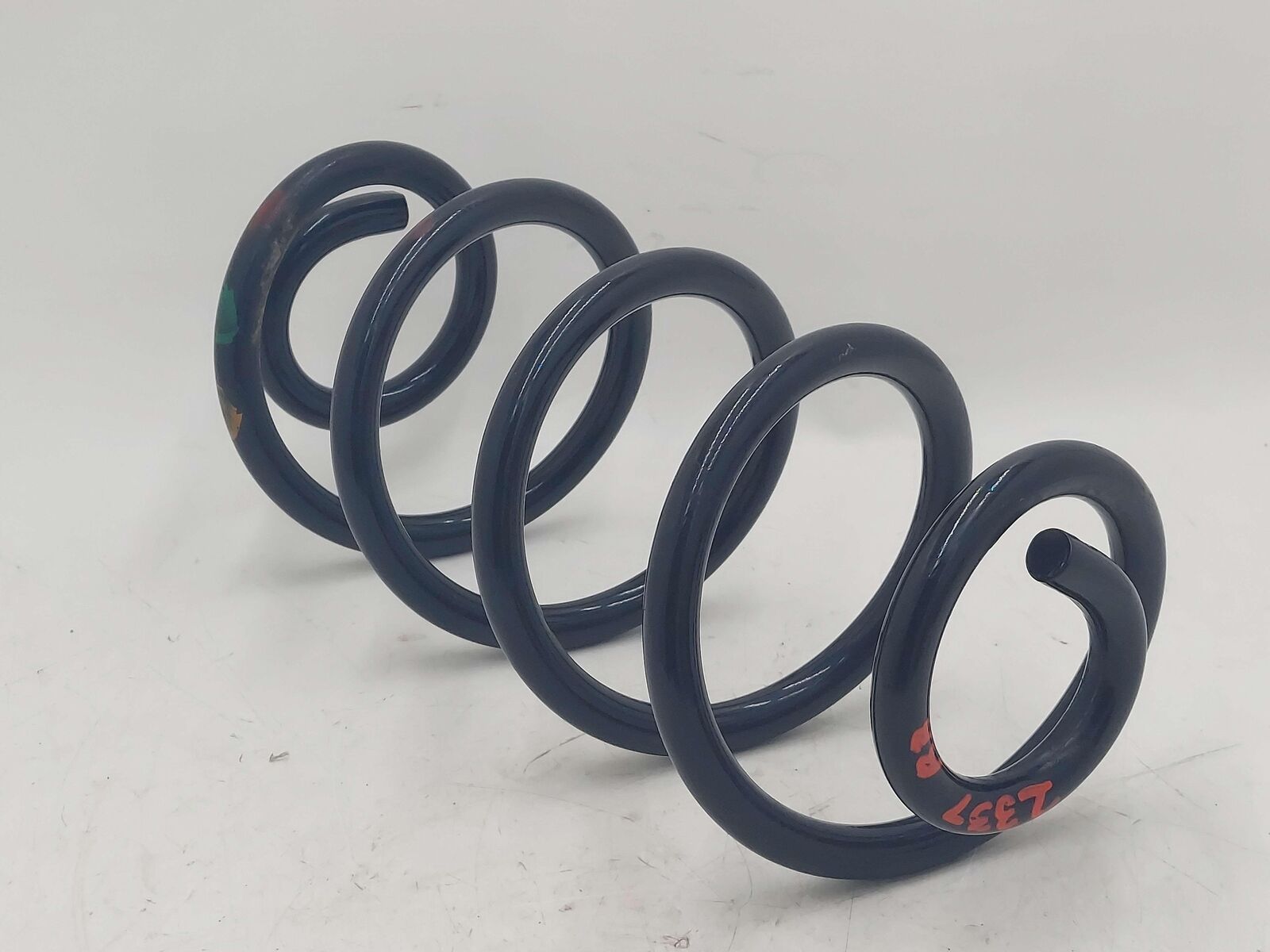 15-18 PORSCHE MACAN 95B S REAR RIGHT COIL SPRING