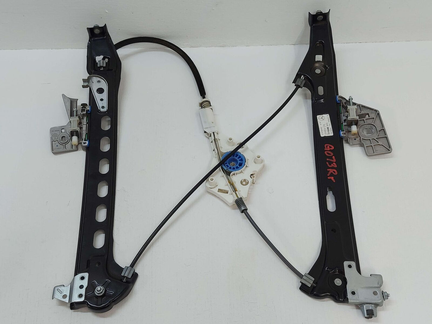 06-11 MERCEDES CLS550 C219 REAR RIGHT DOOR WINDOW GLASS REGULATOR