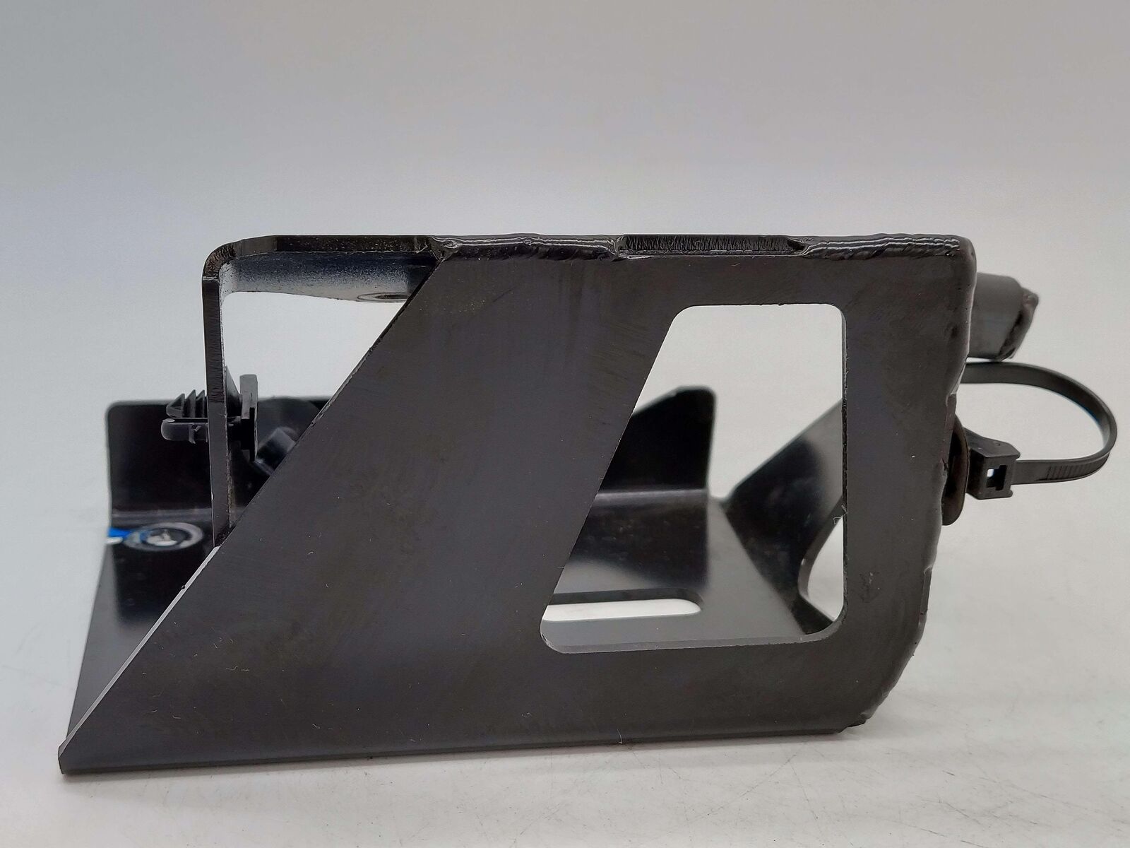 2023 McLaren Artura Vacuum Pump Bracket 16CA004CP