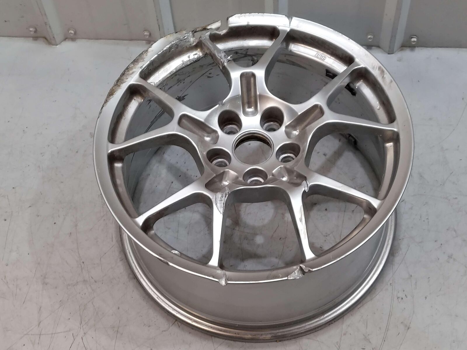 05-06 FORD GT GT40 SUPERCAR FRONT WHEEL 18" BBS *PARTS/ART ONLY 4G7V-1007-CA OEM