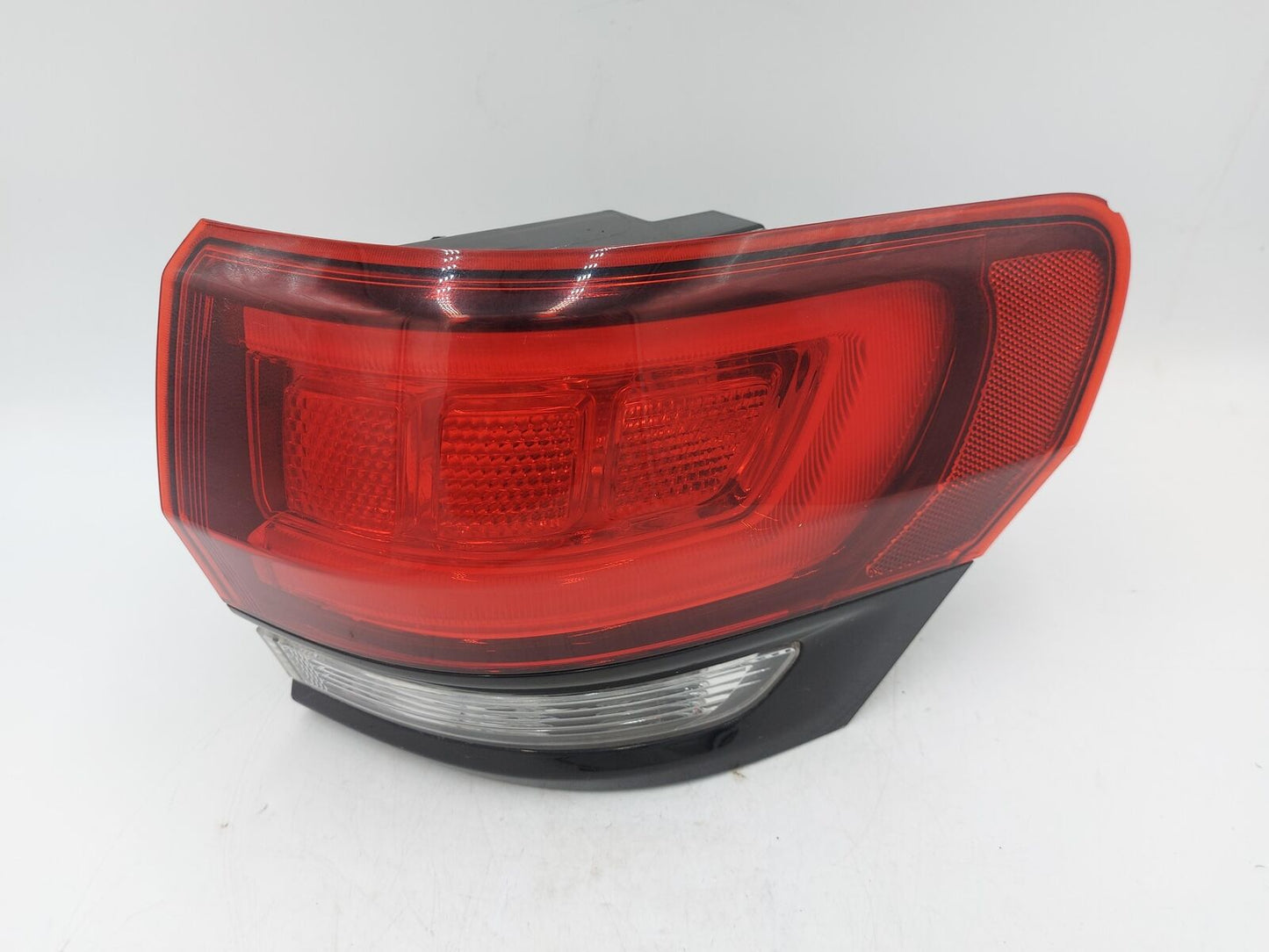 14-22 JEEP GRAND CHEROKEE RH Right Tail Light *Scratches Chips* P68142942AF