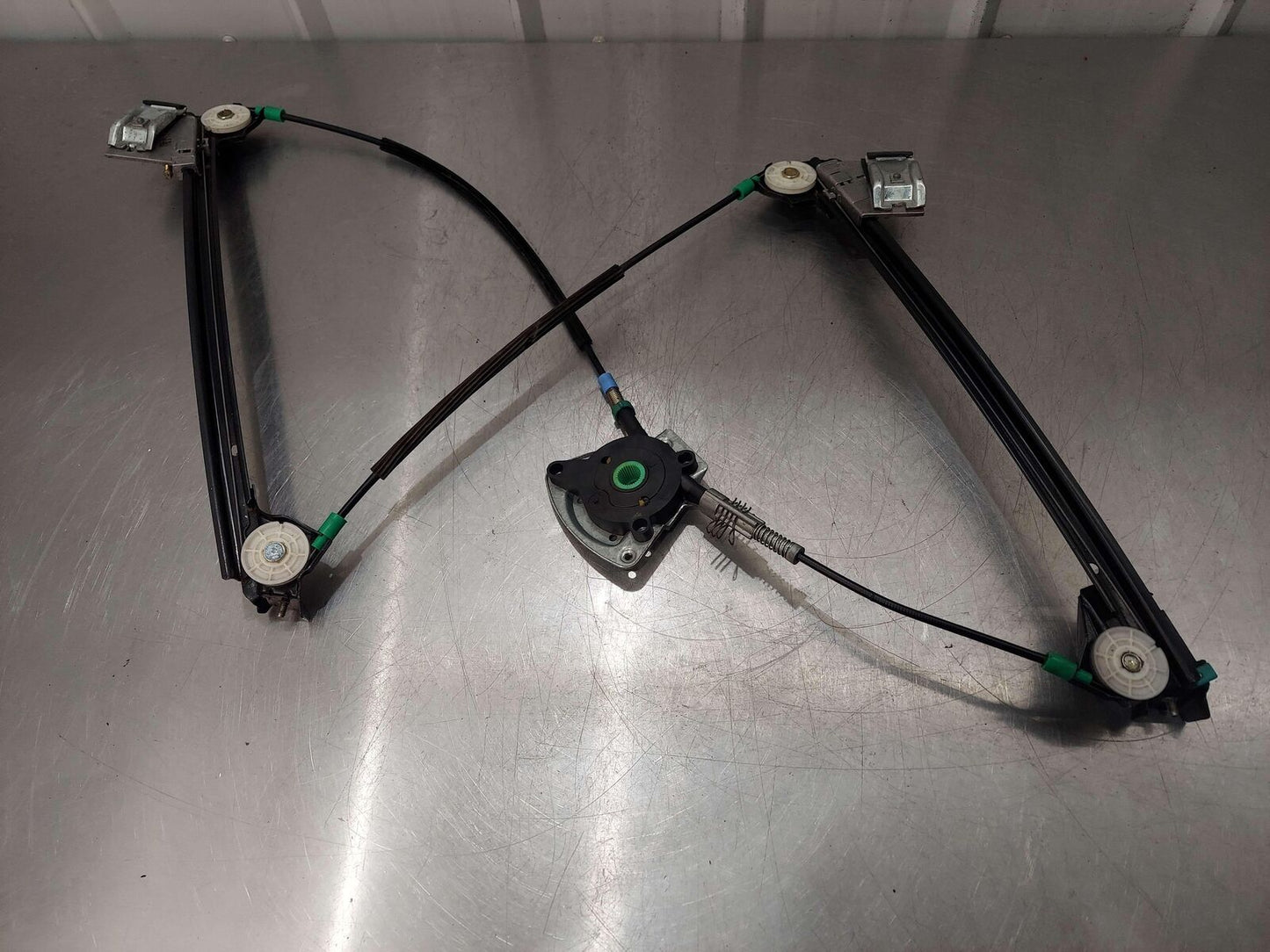 99-05 PORSCHE 911 996 CARRERA FRONT LEFT DOOR WINDOW GLASS REGULATOR