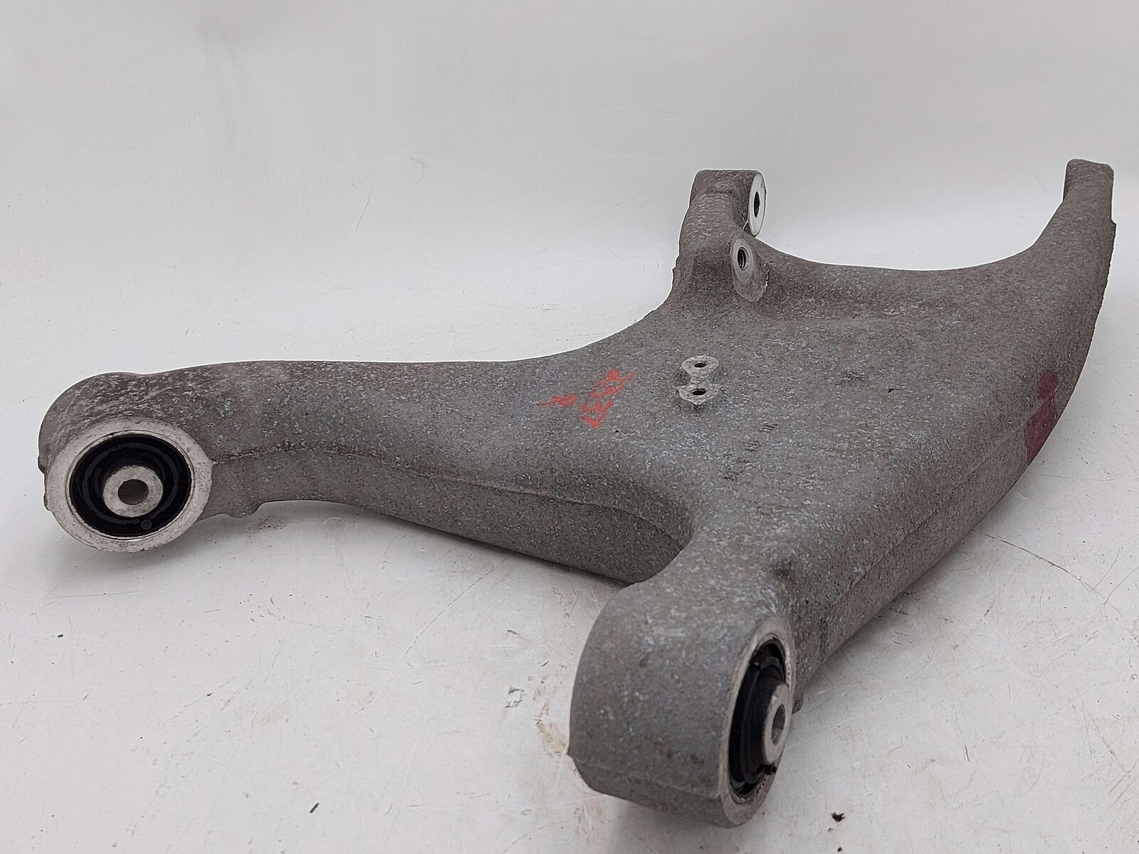 15-19 PORSCHE MACAN 95B S REAR RIGHT LOWER CONTROL ARM 8R0506312F 8R0505312B