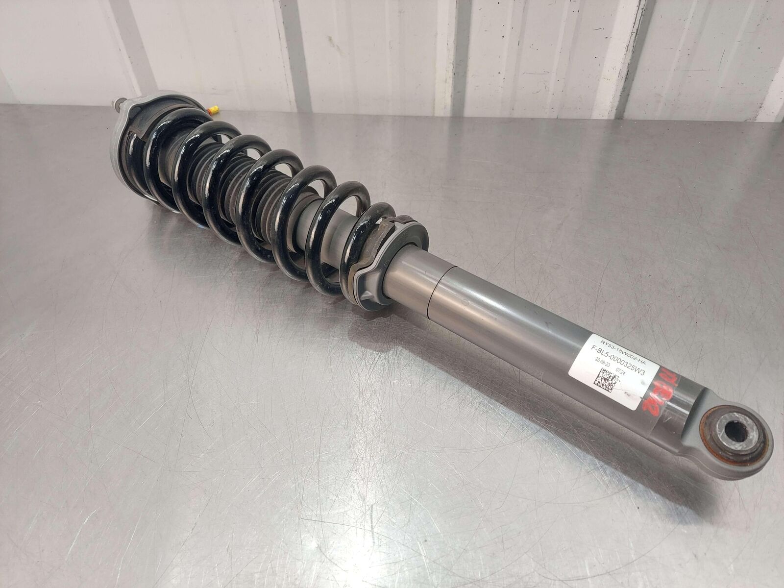 2024 ASTON MARTIN DB12 VOLANTE REAR RIGHT SUSPENSION STRUT SHOCK ELECTRONIC