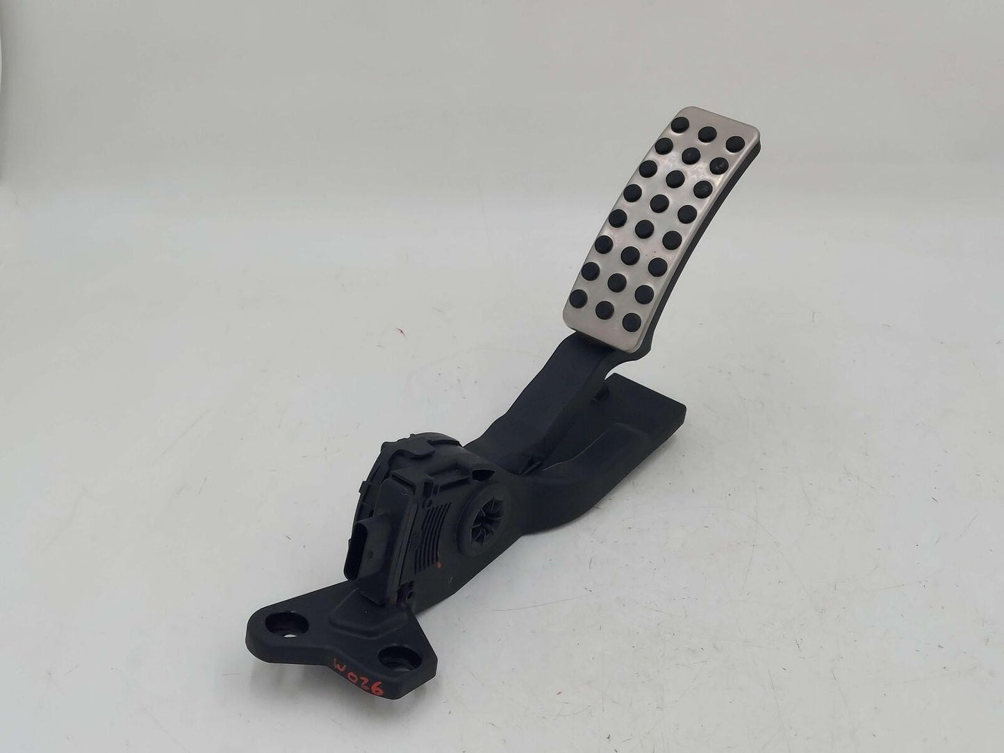 2015 MERCEDES GL63 AMG X166 ACCELERATOR GAS PEDAL A1663000204