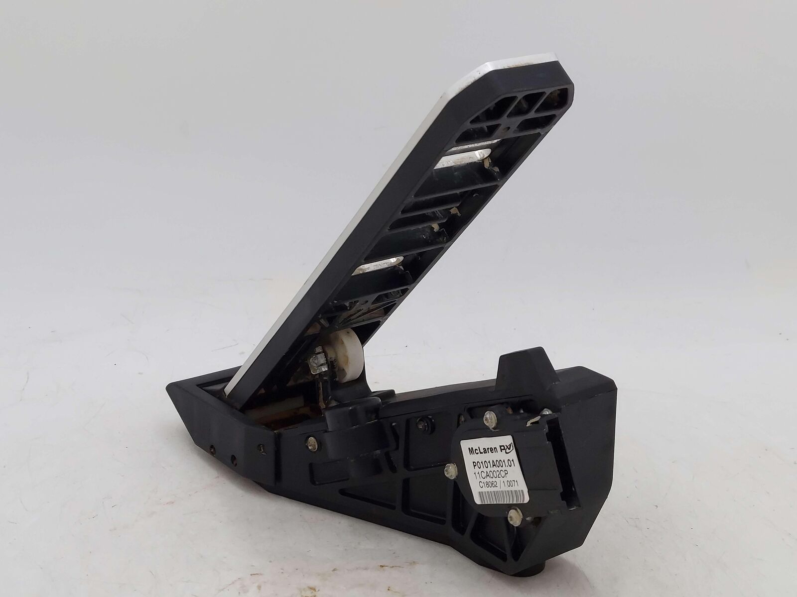 2018 Mclaren 570s Gas Throttle Accelerator Pedal *Scratches* 11CA002CP