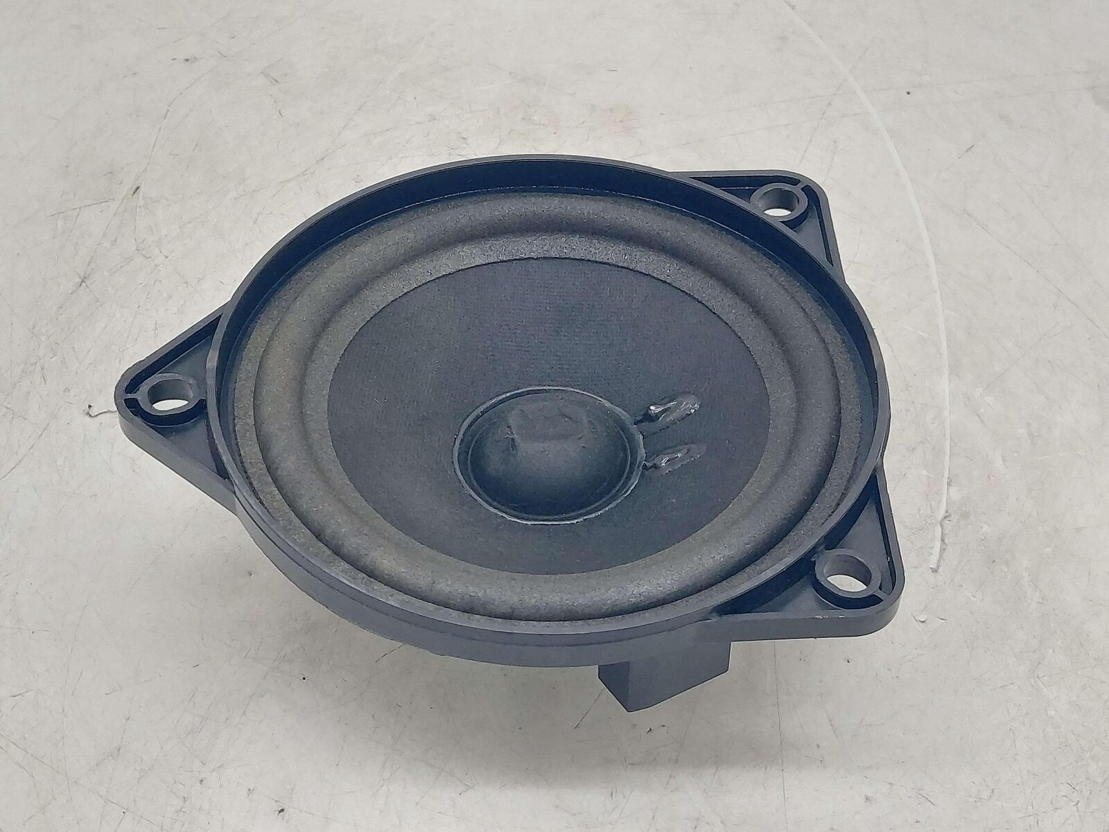 2014 PORSCHE 911 991 GT3 RIGHT SPEAKER DOOR MID RANGE 7PP035415E