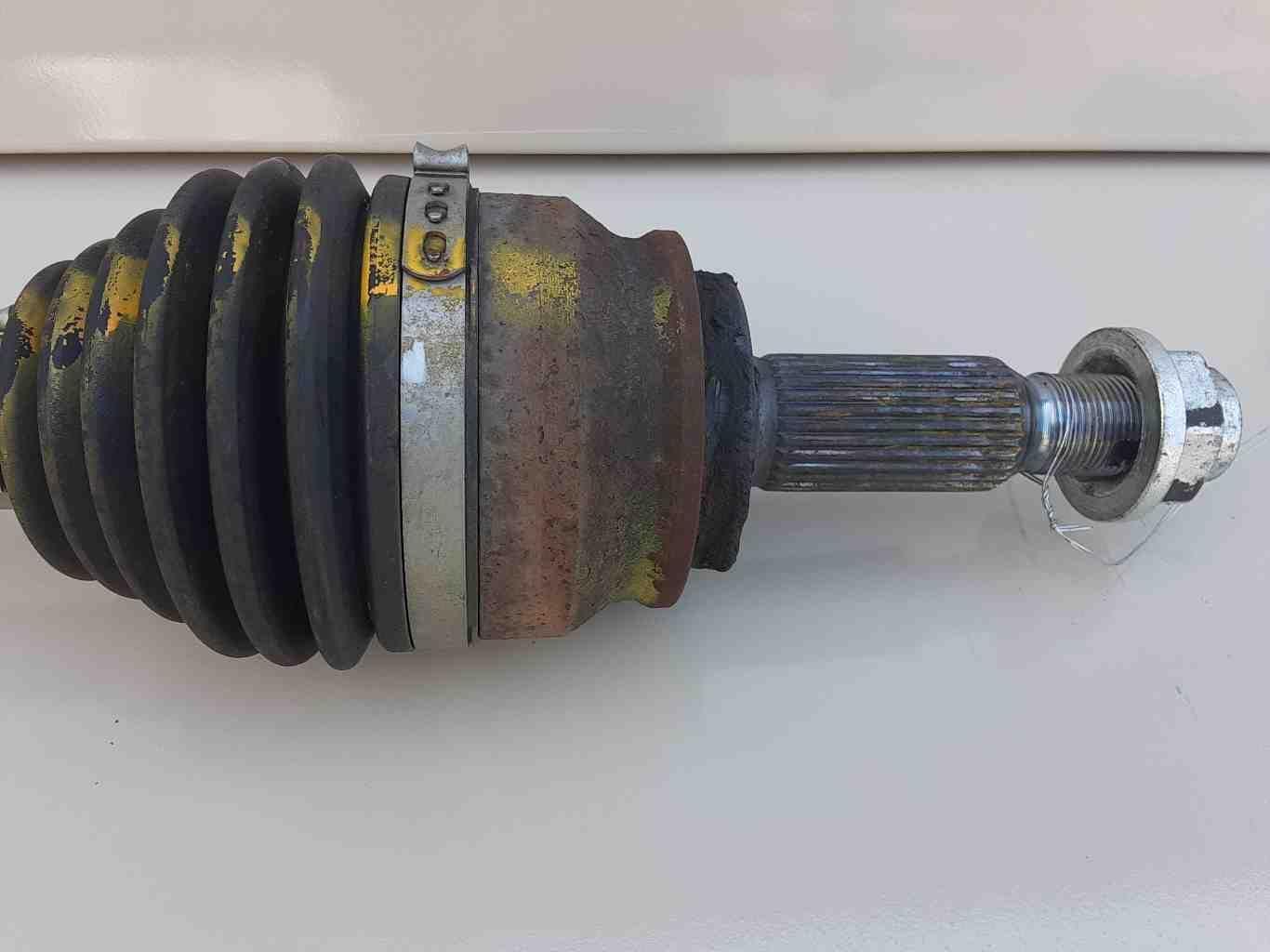 16-20 MITSUBISHI OUTLANDER Front LH Left CV Axle Shaft Awd 81K KM's