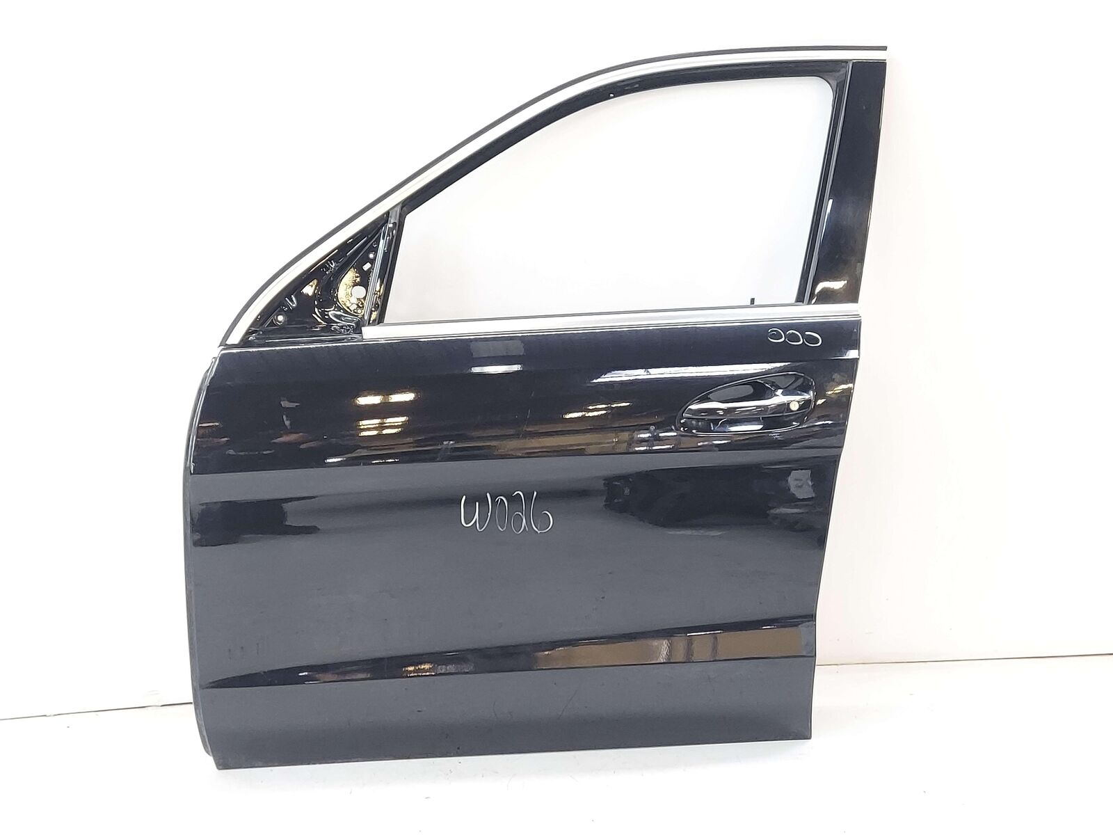 13-16 MERCEDES GL63 AMG X166 FRONT LH LEFT DOOR OBSIDIAN BLACK *SCUFFS*