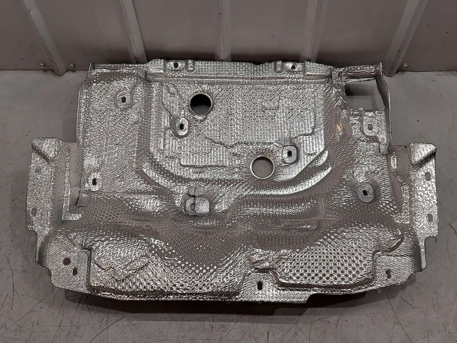 2021 FERRARI ROMA F169 REAR REARWARD UNDER BODY HEAT SHIELD 836326 000836326