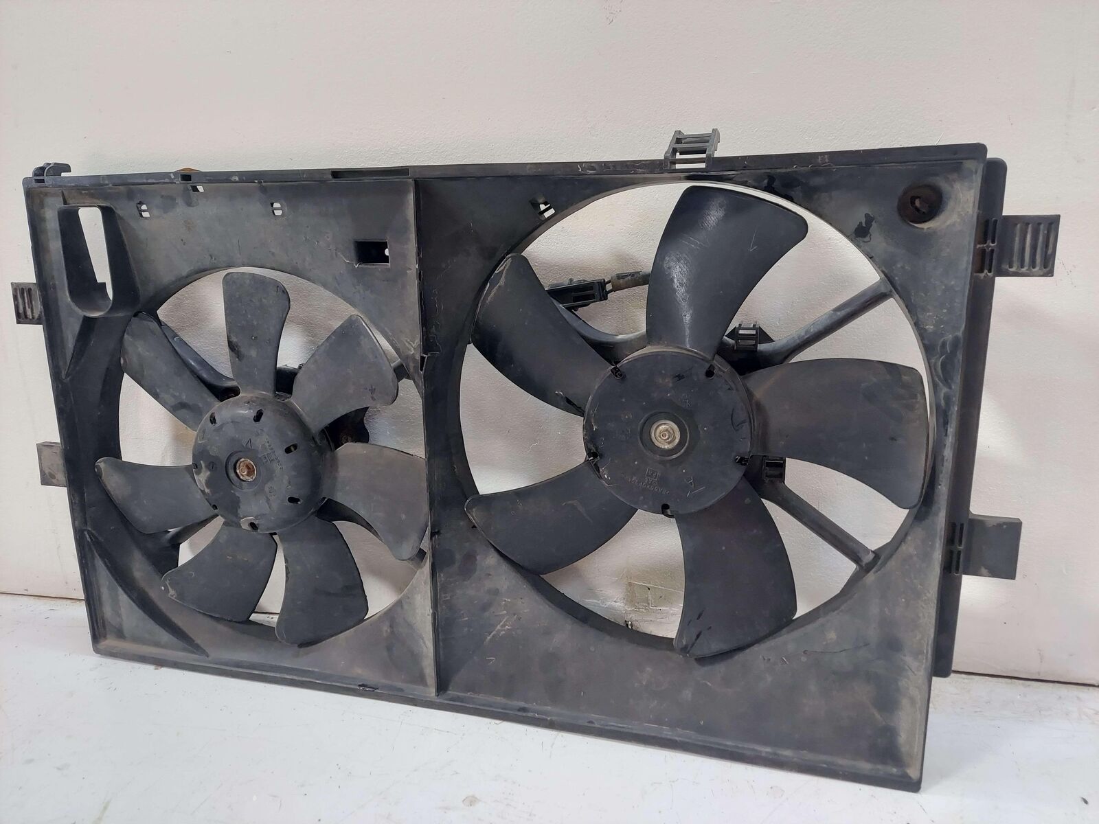 03-06 08-13 MITSUBISHI OUTLANDER ELECTRIC COOLING DUAL FAN MOTOR