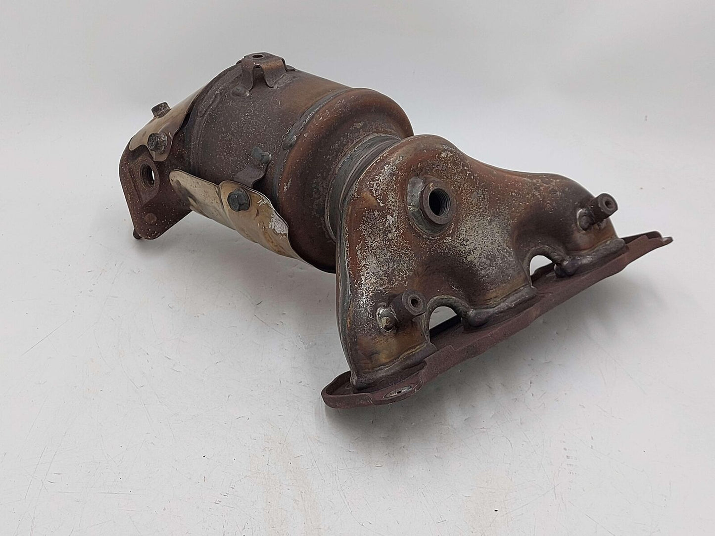 20-23 HYUNDAI PALISADE REAR RIGHT EXHAUST MANIFOLD AWD 285103L290