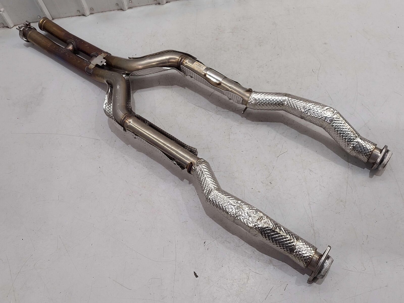 2024 ASTON MARTIN DB12 VOLANTE EXHAUST PIPE MID PIPE RY53-5220-AA