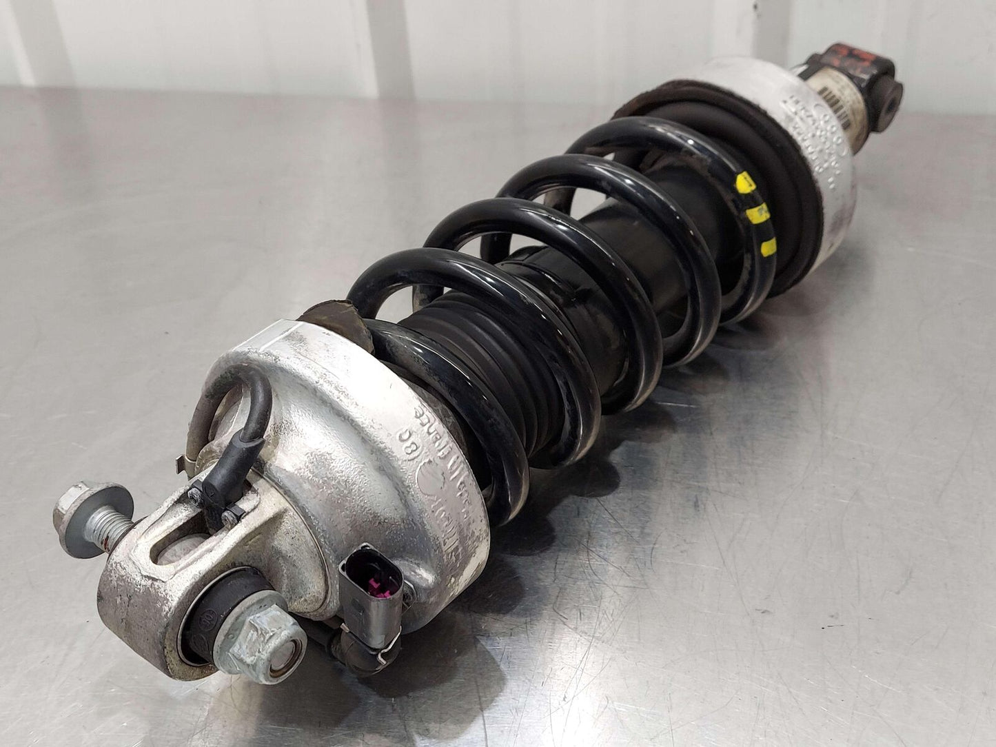 08-15 AUDI R8 REAR RH RIGHT STRUT 420512020N