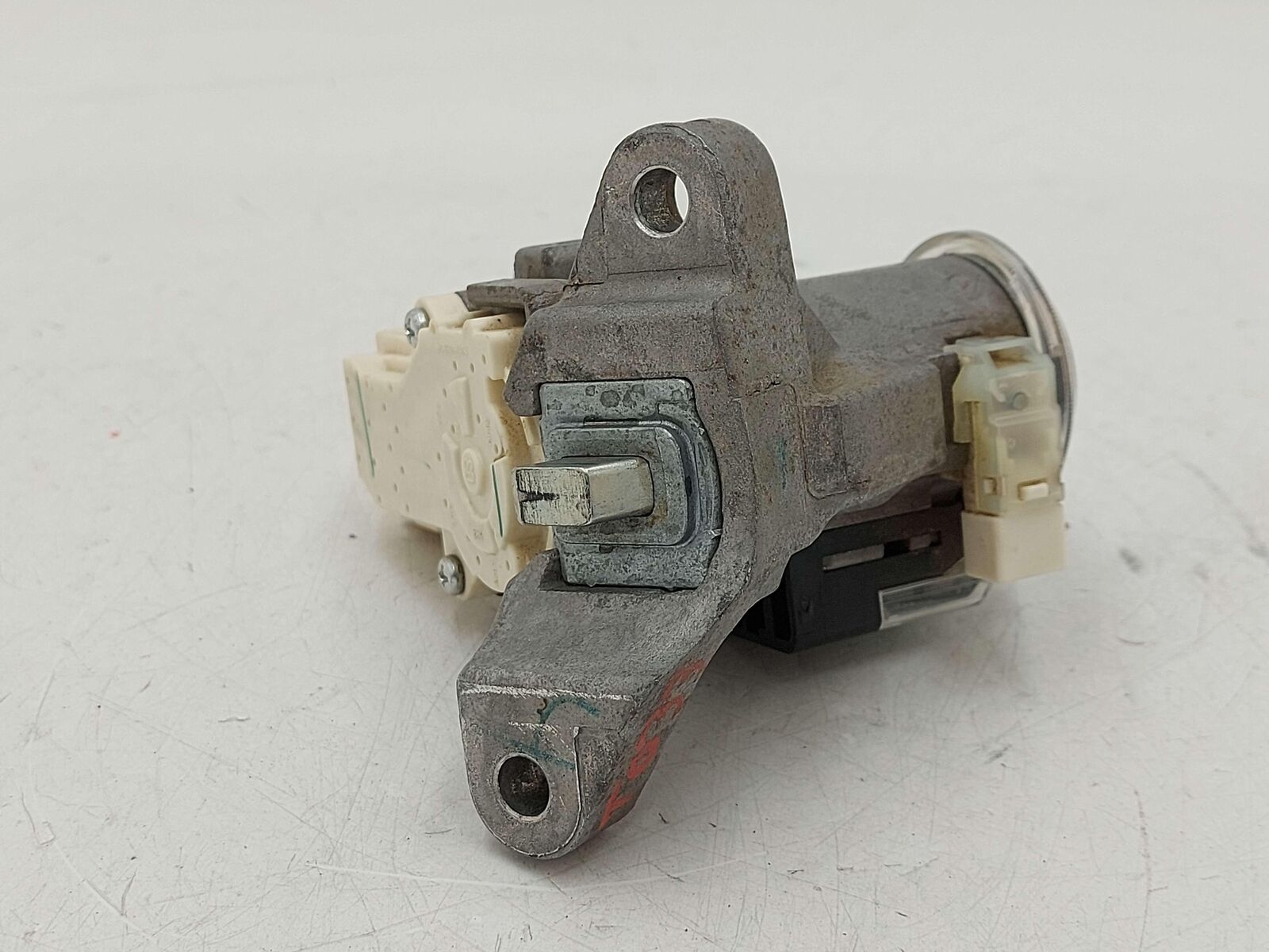 14-19 TOYOTA HIGHLANDER CONVENTIONAL IGNITION SWITCH W/ KEY 89782-0E010