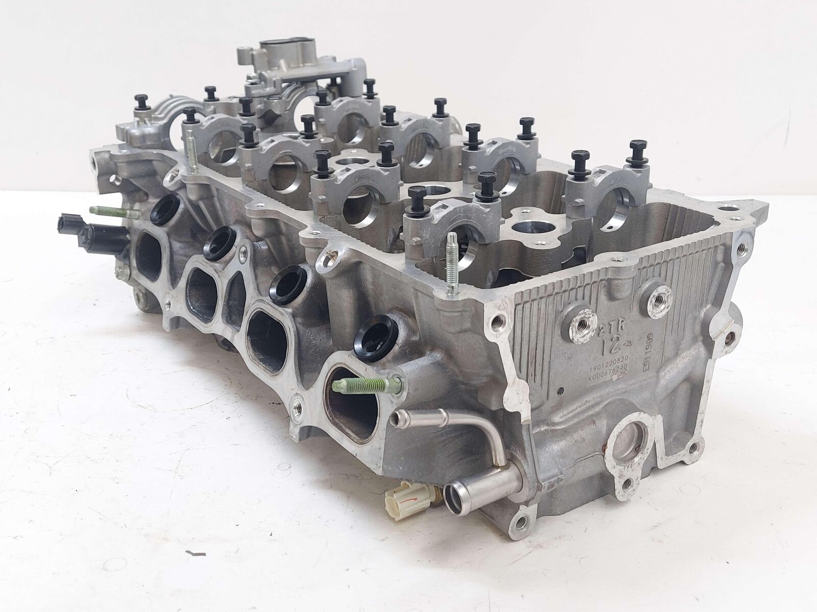 16-22 TOYOTA TACOMA 2.7L ENGINE MOTOR CYLINDER HEAD 2TRFE 1901220820 K000676240