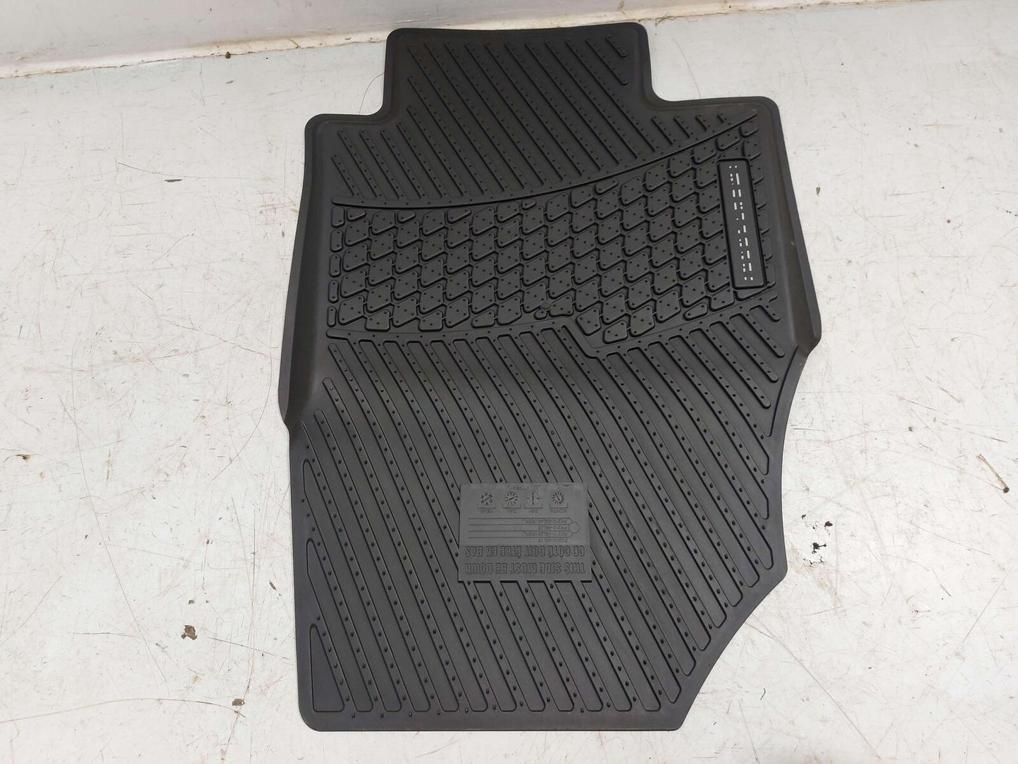 2020 TOYOTA HIGHLANDER FLOOR MAT NEW OEM RUBBER PK210-48L15