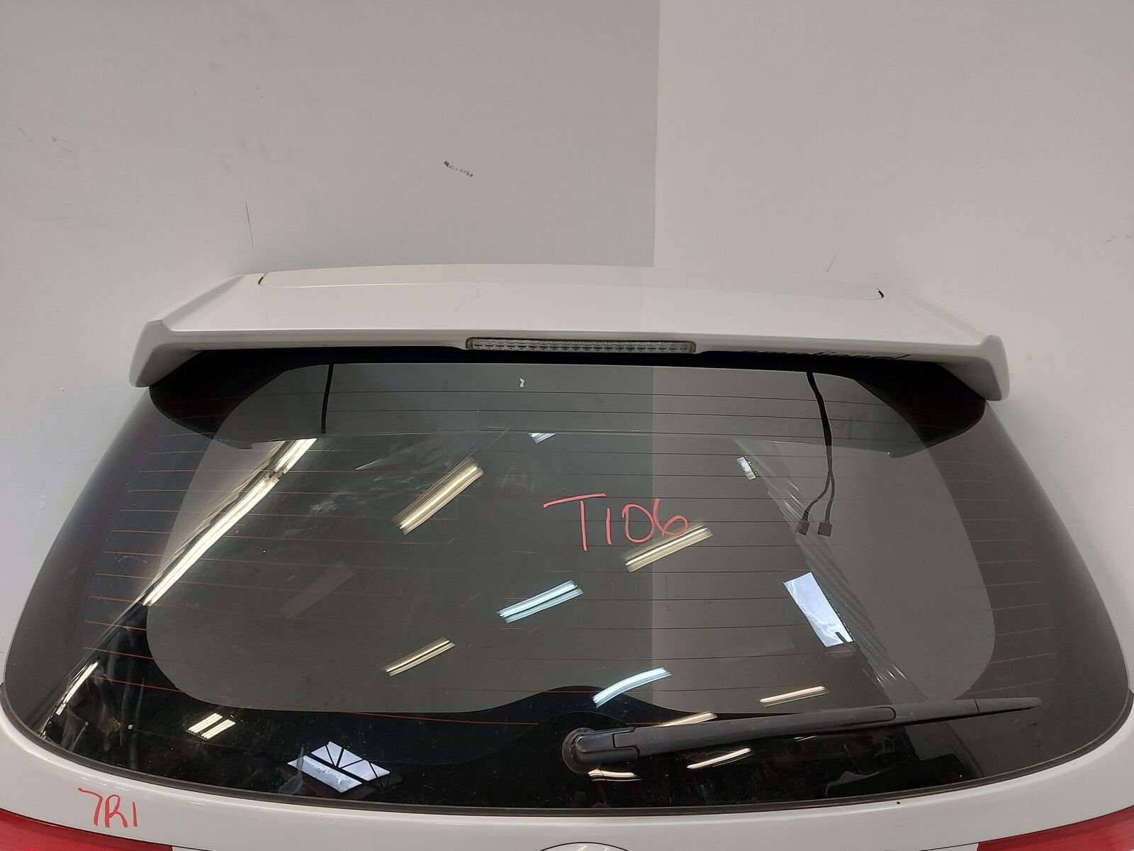 08-14 SUBARU IMPREZA WRX STI Trunk Decklid Hatch Tailgate White *NOTES*