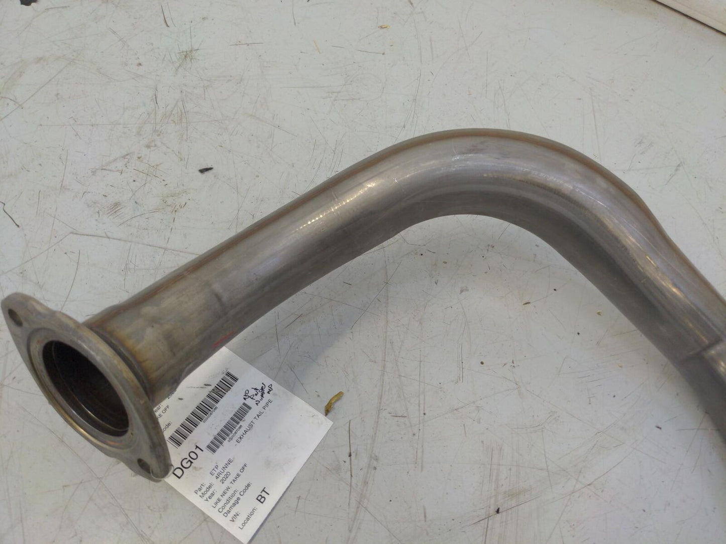 2020 Toyota 4Runner Exhaust Tail Pipe Like New Take Off