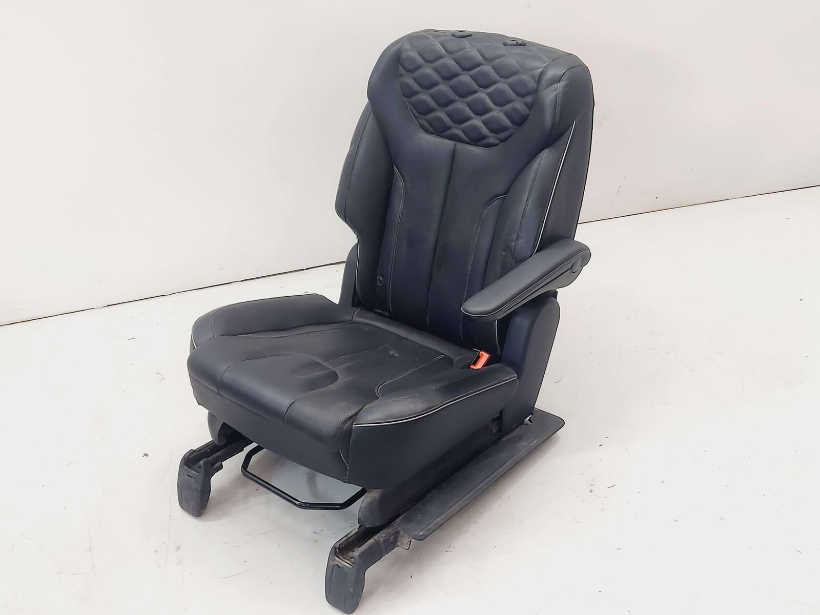 2020 HYUNDAI PALISADE REAR RIGHT SEAT CAPTAIN BUCKET BLACK NAPPA LEATHER