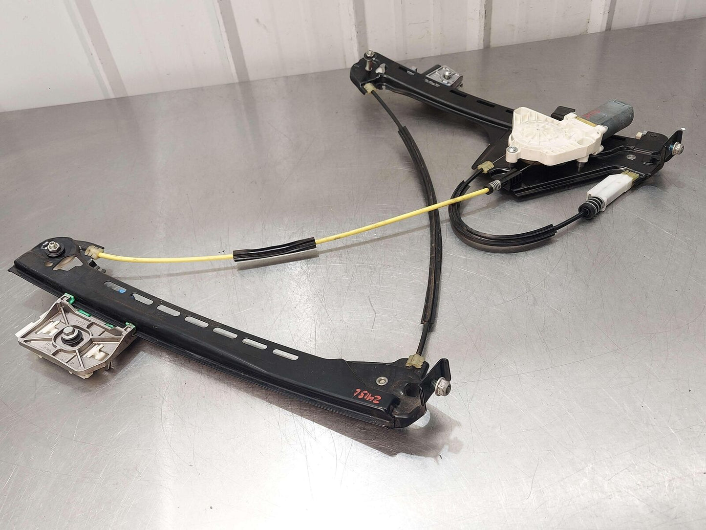 2016 MCLAREN 540C FRONT LEFT DOOR WINDOW GLASS REGULATOR W/ MOTOR 13A2047CP