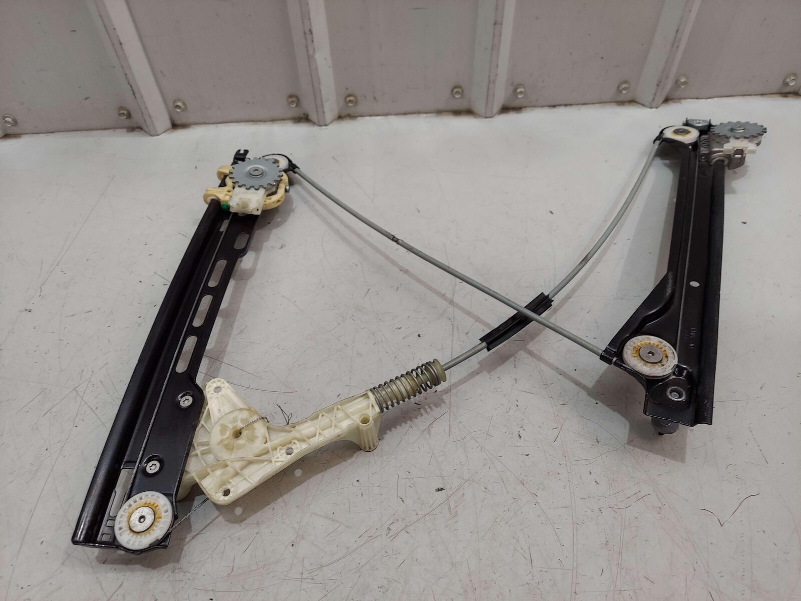 12-16 PORSCHE 911 991 GT3 FRONT LEFT DOOR WINDOW GLASS REGULATOR 99154207501