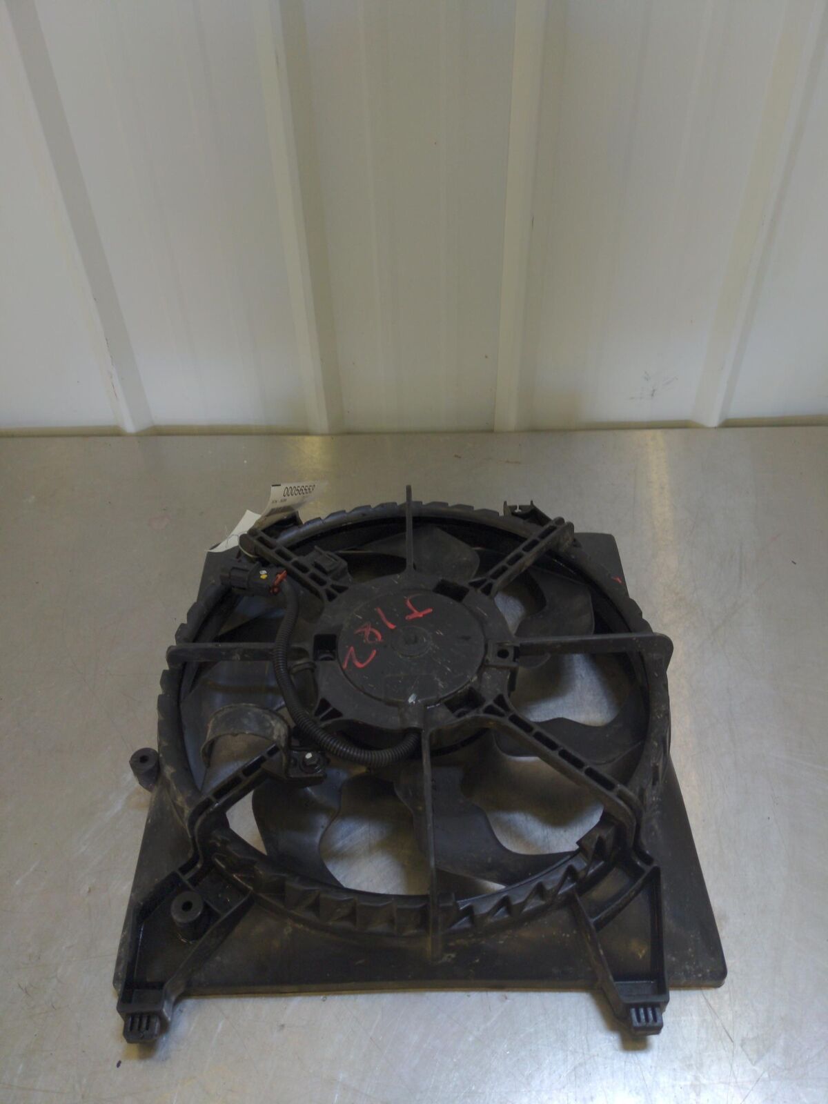 07-09 Hyundai Santa Fe RH Right Electric Cooling Motor Fan Condenser