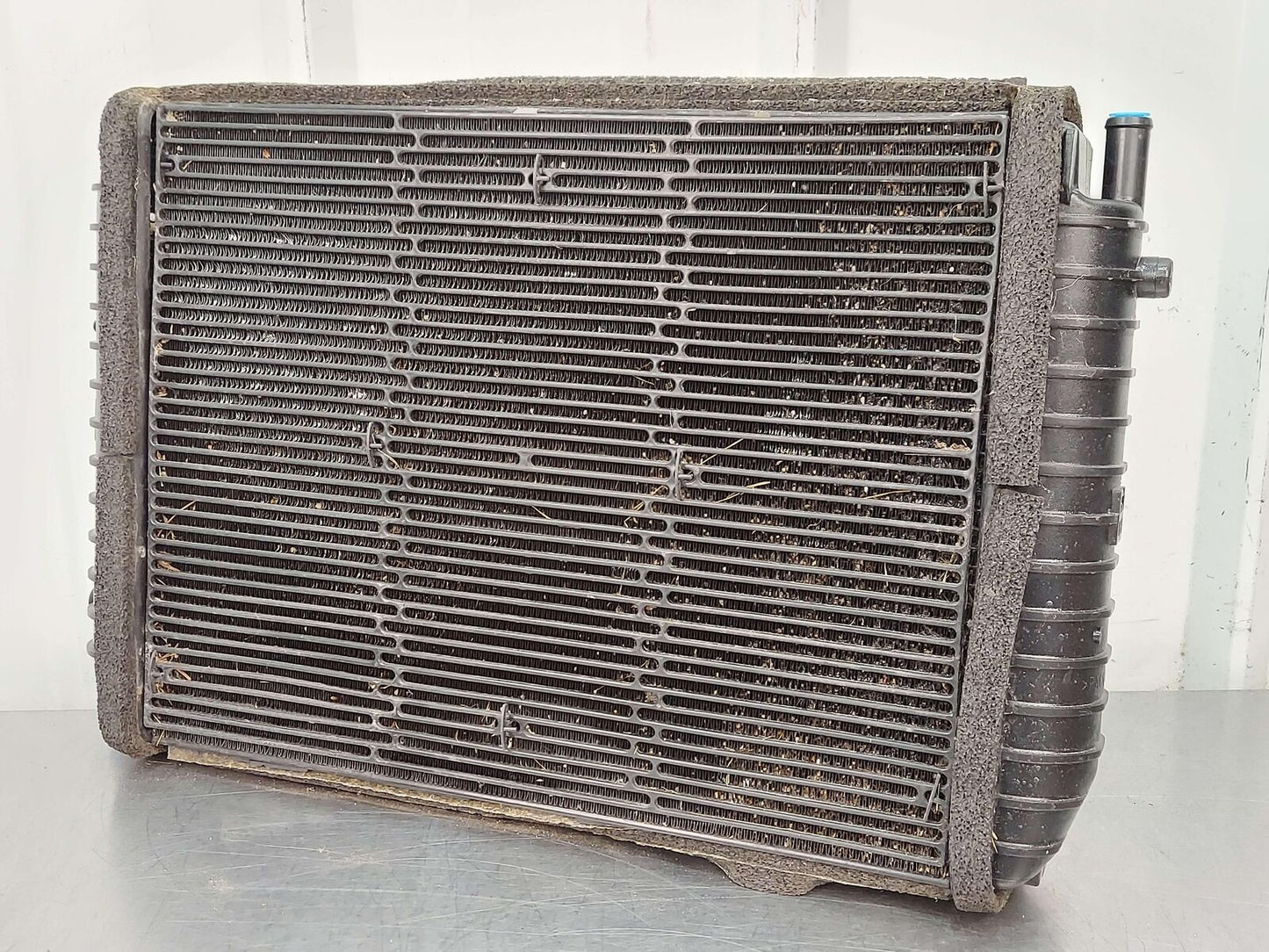 2017 MCLAREN 570S FRONT RIGHT COOLANT RADIATOR *MINOR FIN DAMAGE*