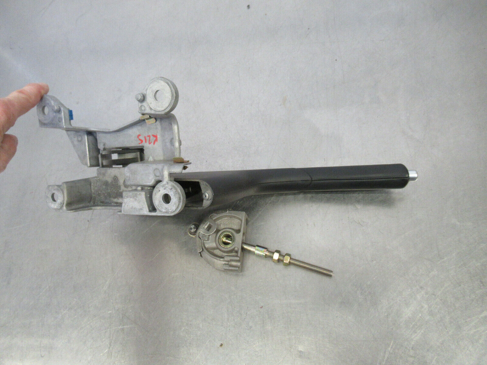 K215  2002 PORSCHE 911 TARGA EMERGENCY BRAKE LEVER ASSY