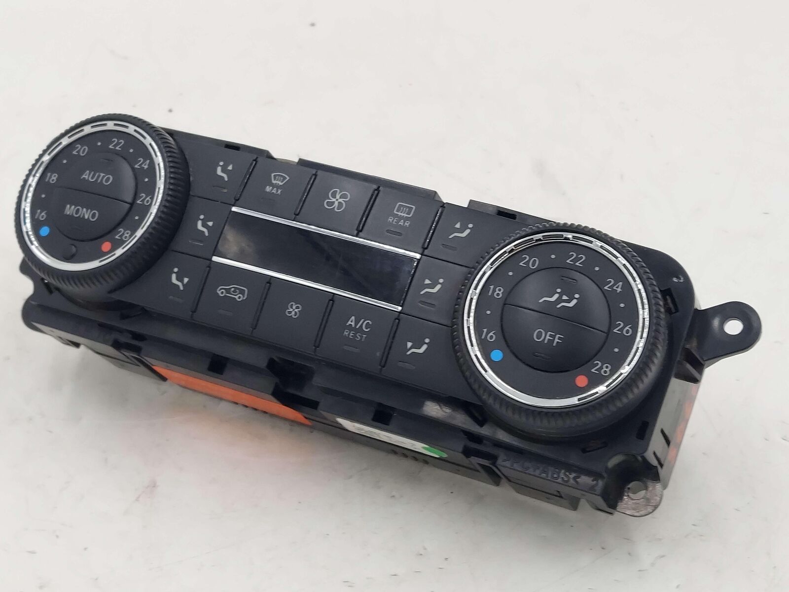 10-11 MERCEDES ML63 AMG W164 FRONT HEATER AC A/C CONTROL CELCIUS AUTO