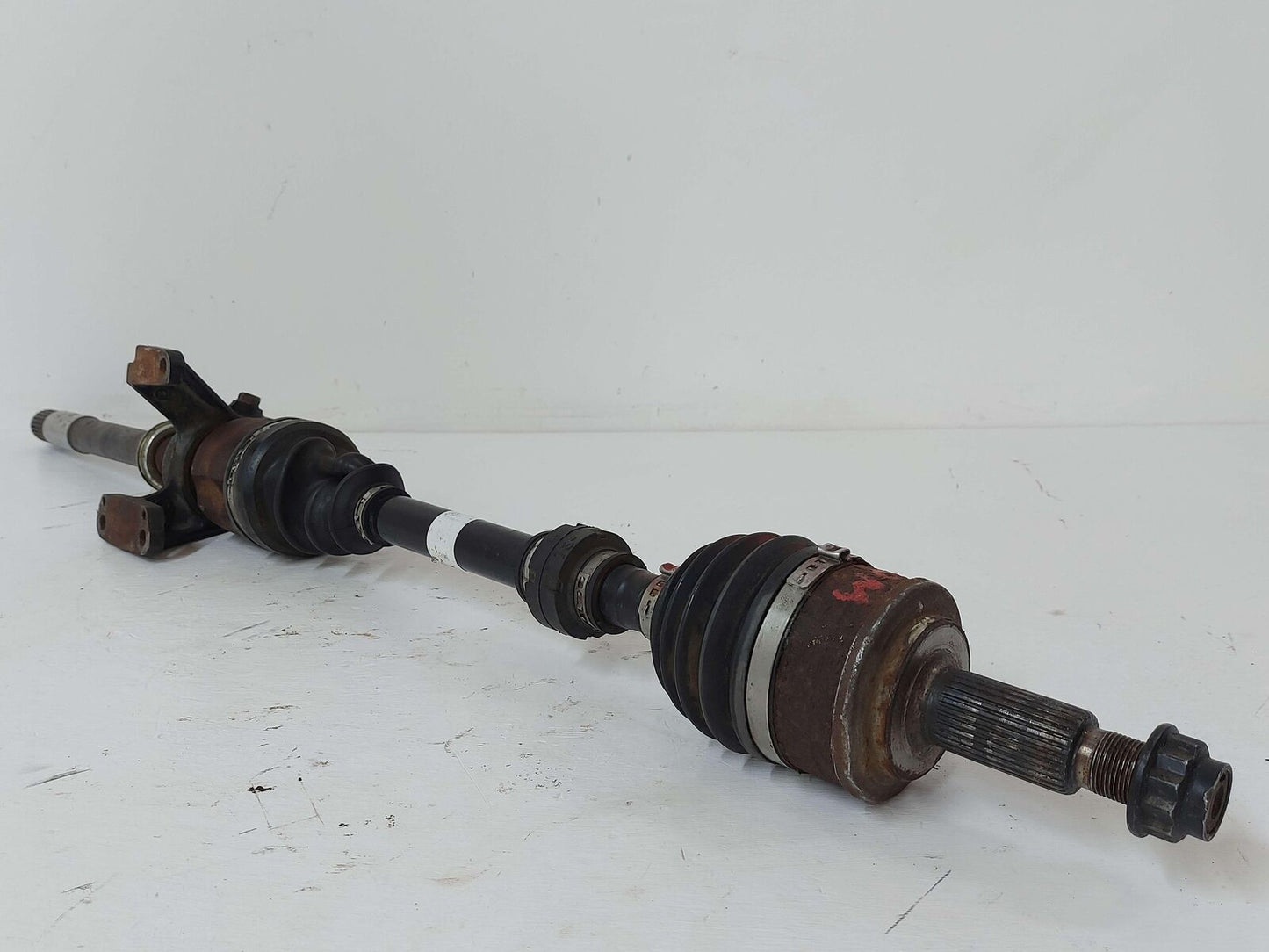 13-18 TOYOTA RAV-4 RH Front Axle Shaft * Inner Boot Damage* Awd