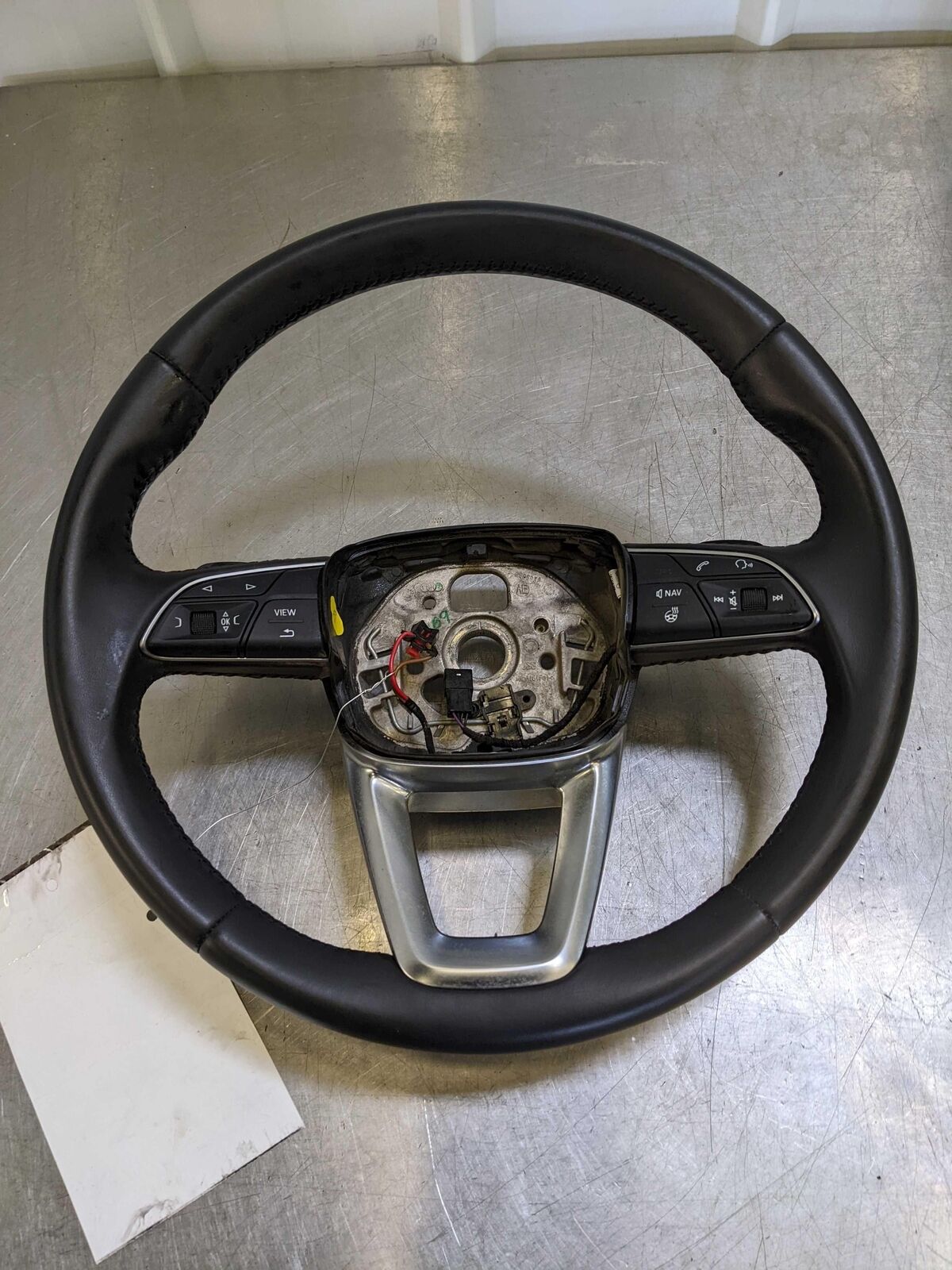 18 19 AUDI Q5 Steering Wheel Black Heated