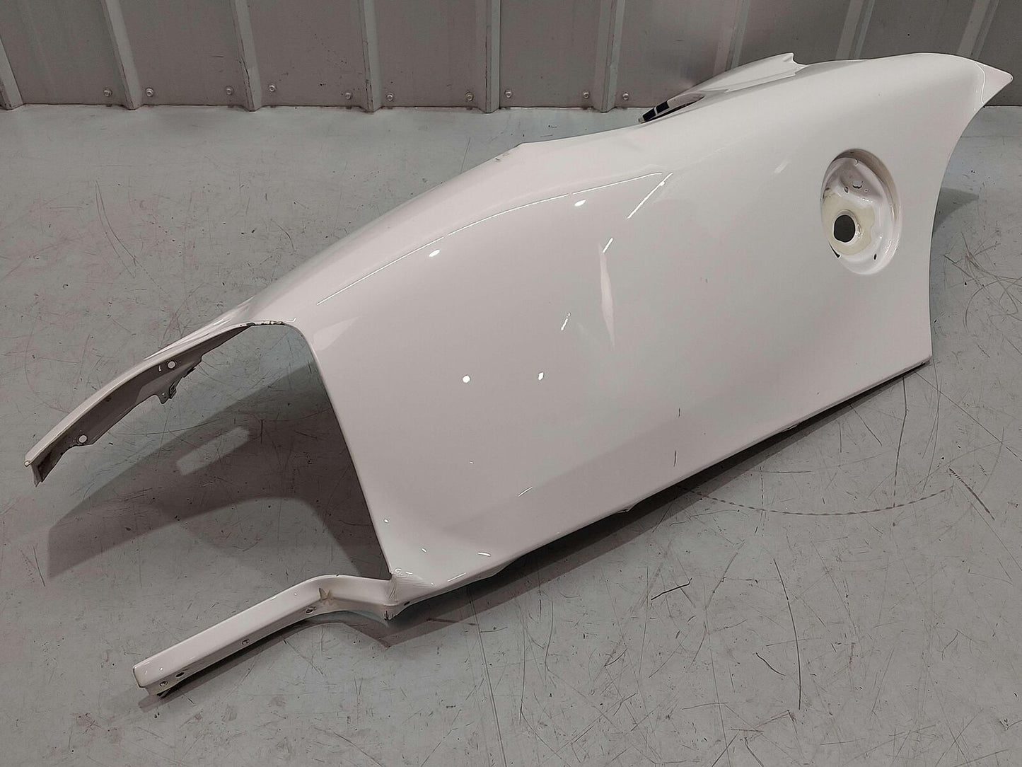 05-06 FORD GT GT40 SUPERCAR RH RIGHT FENDER WHITE *NOTES* 5G7Z16005AA OEM