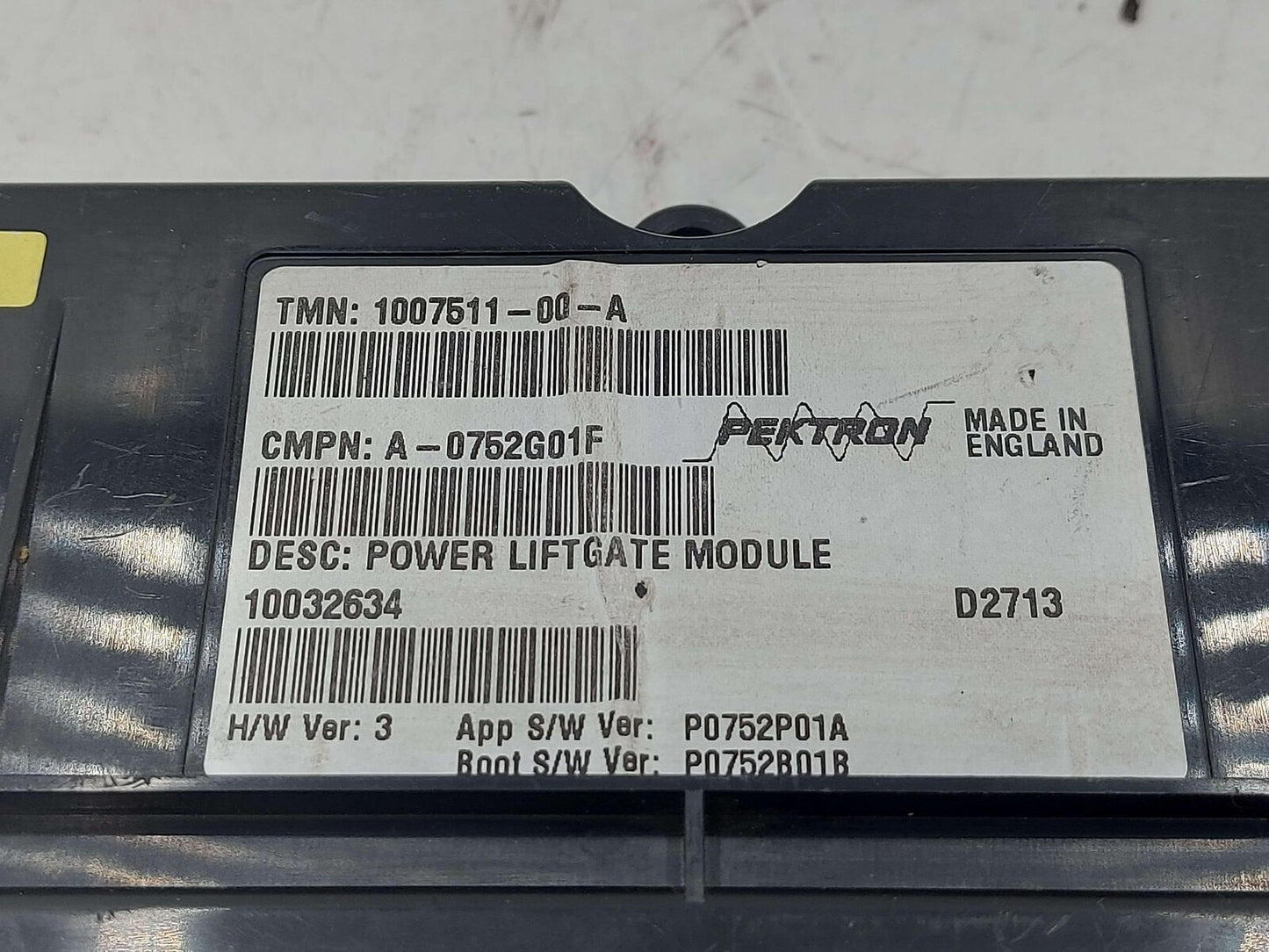 2013 TESLA S 1007511-00-a Power Liftgate Module